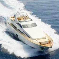 motoryacht charter